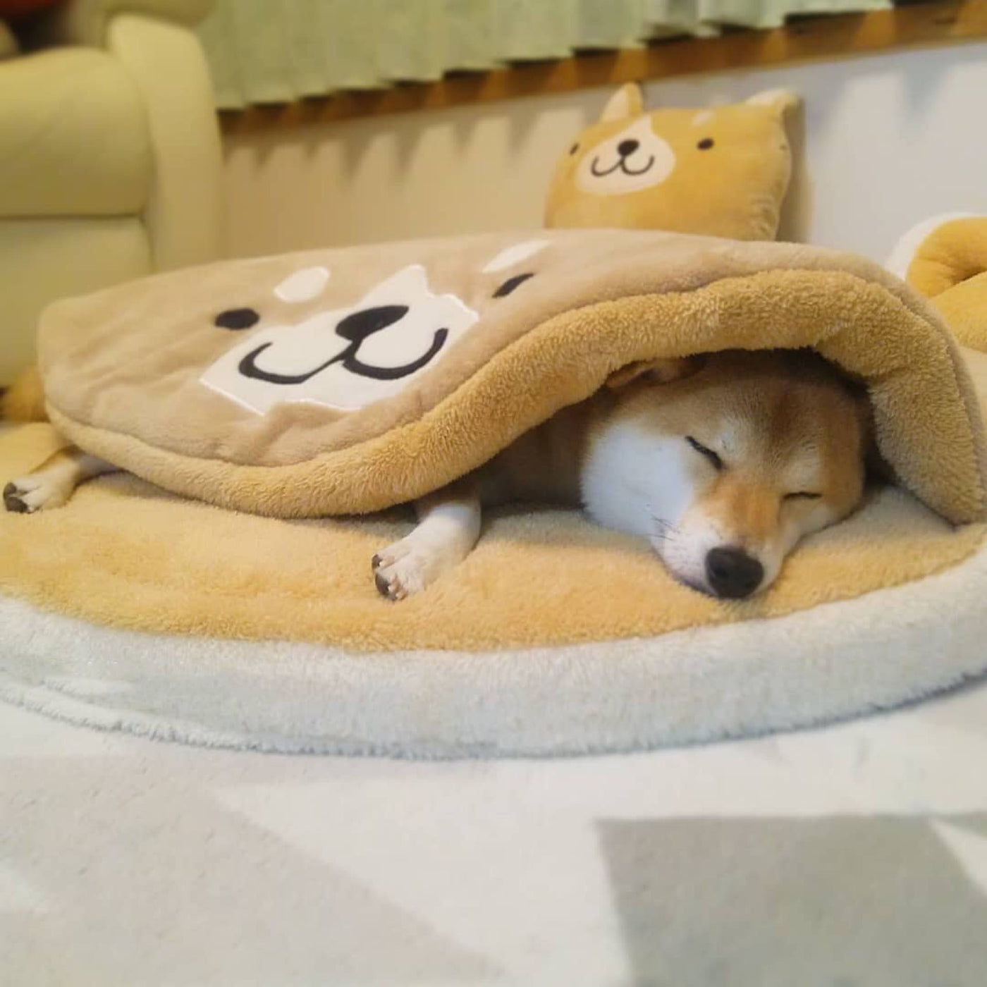 Doghouse Corgi Teddy Plush Dorayaki Sleeping Mat for Cats and Dogs